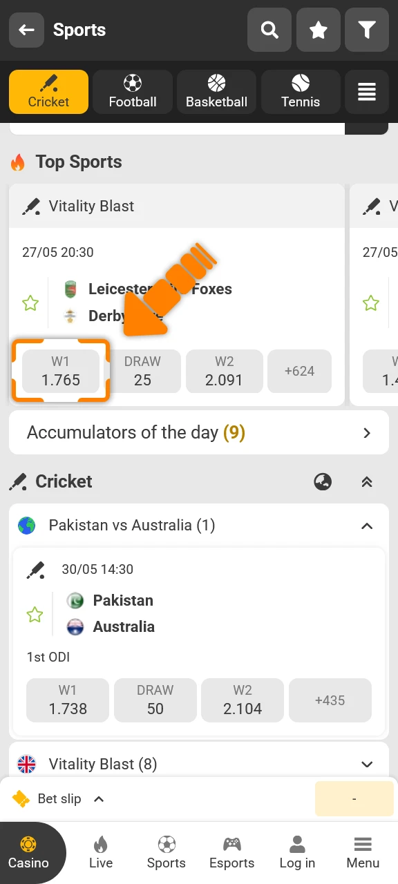 Pick outcomes to fill the betting slip inside the Melbet app.